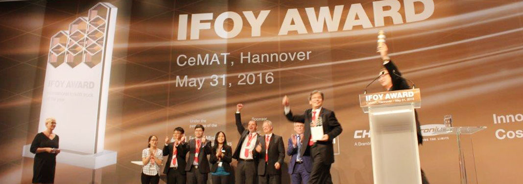 IFOY 2016 winner: BYD ECB18C erhält den IFOY Award auf der CeMAT 2016